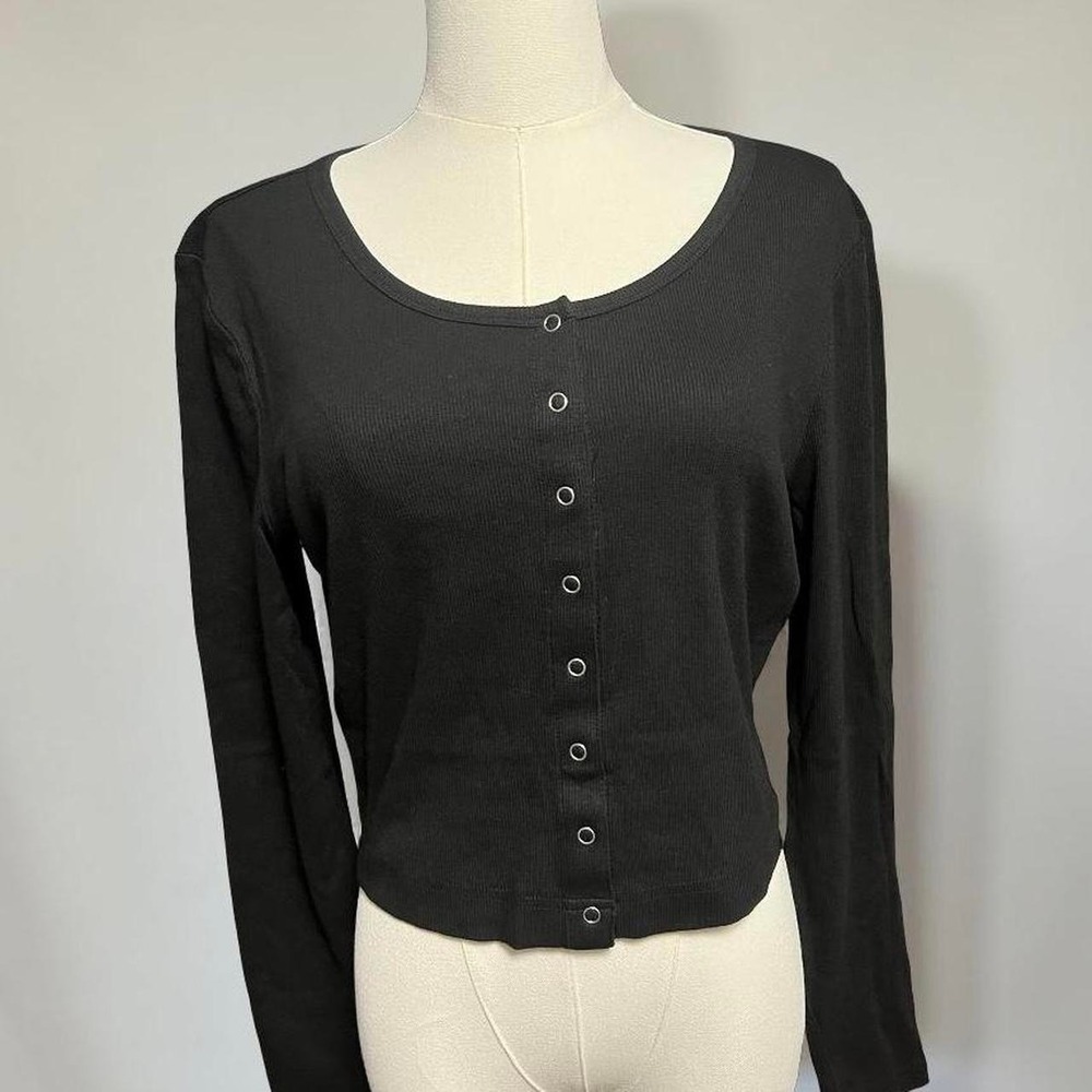 Black Long Sleeve Snap Shirt